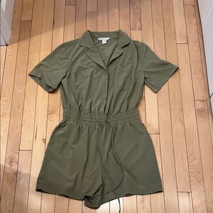 Athleta Size Small Sage Green Short Sleeve Jumpsuit